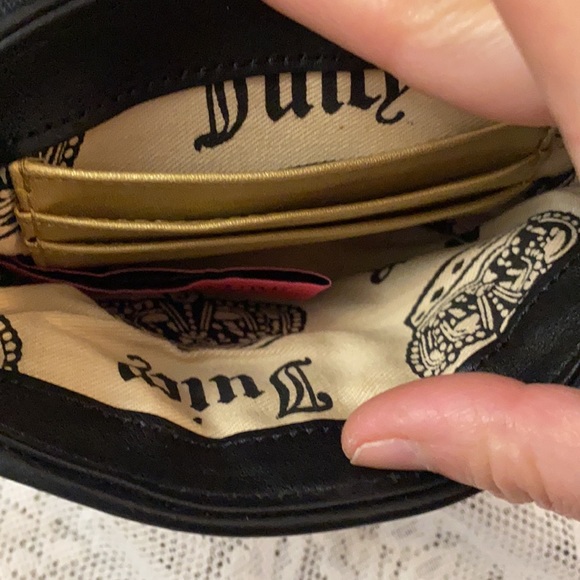 Y2K Juicy Couture VINTAGE CHARM Mini bag BLACK LEATHER PURSE WRISTLET - Picture 6 of 14